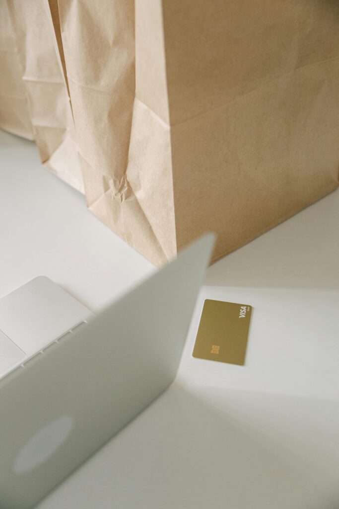 Comparison of credit card APRs across different banks